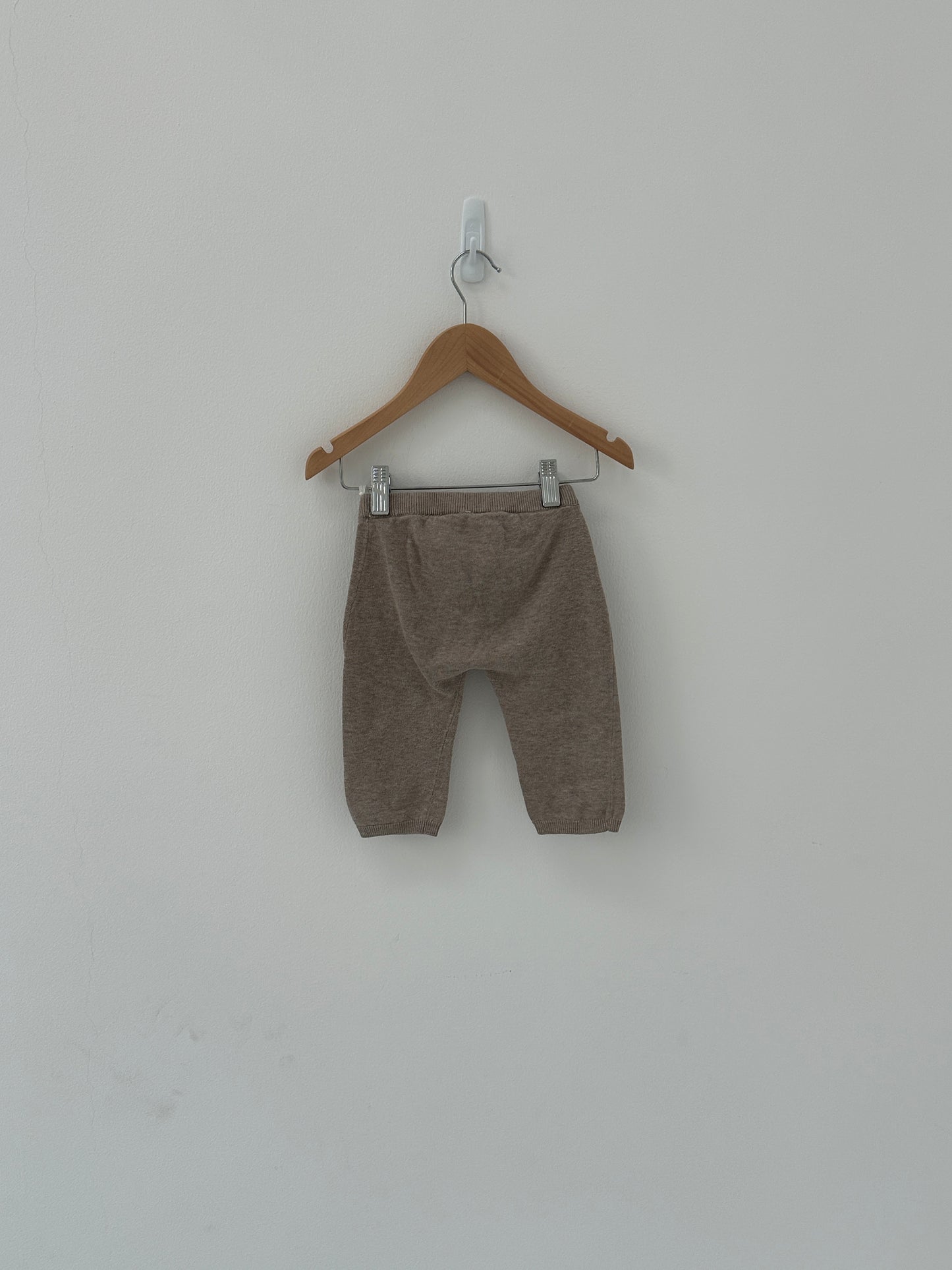 Trousers-Leggings by H&M- Size 6-months