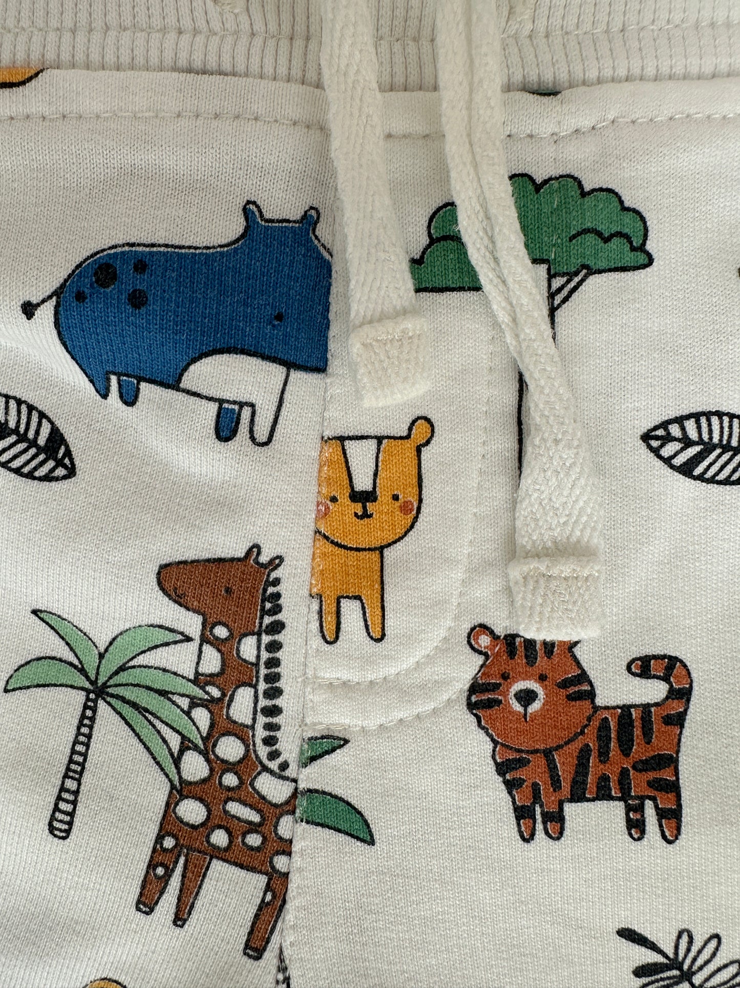 Short by Juniors - Size 9 months