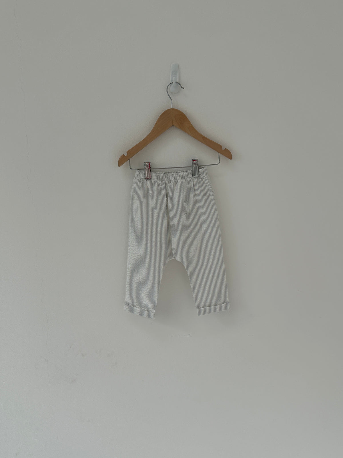 The little white company Grey Summer Trousers-Leggings - 9 months