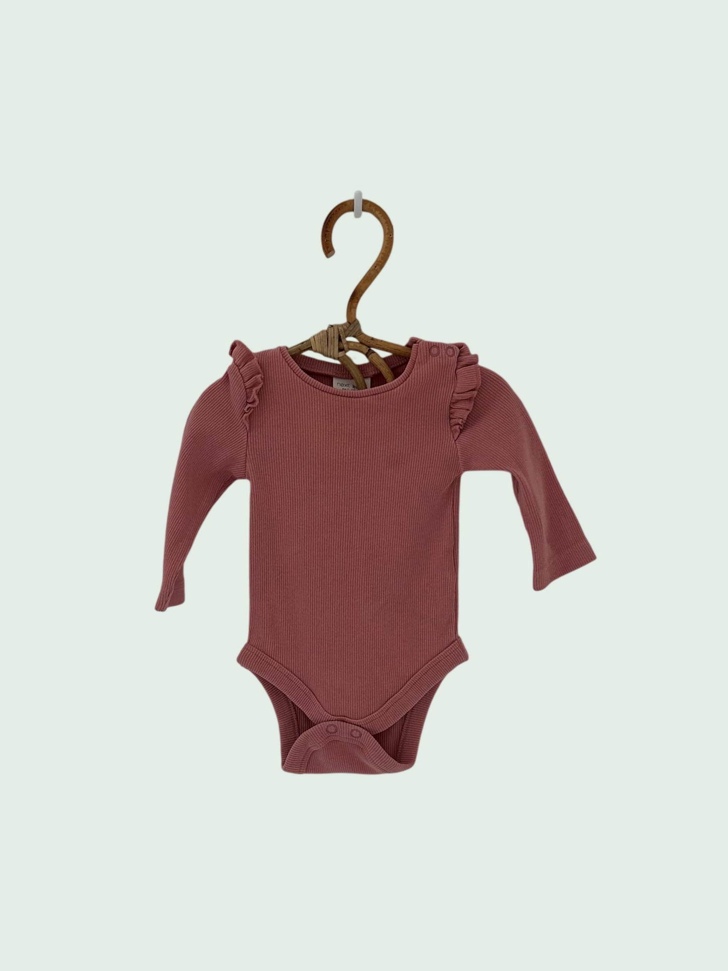 Body by Next - Size 1 month